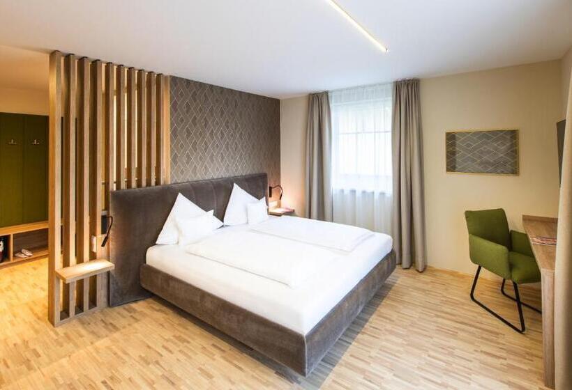 غرفة سوبيريور, Himmelreich