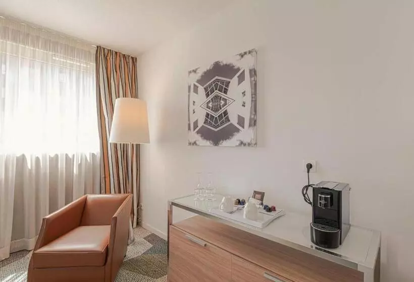 Perhesviitti, Holiday Inn Mulhouse, An Ihg