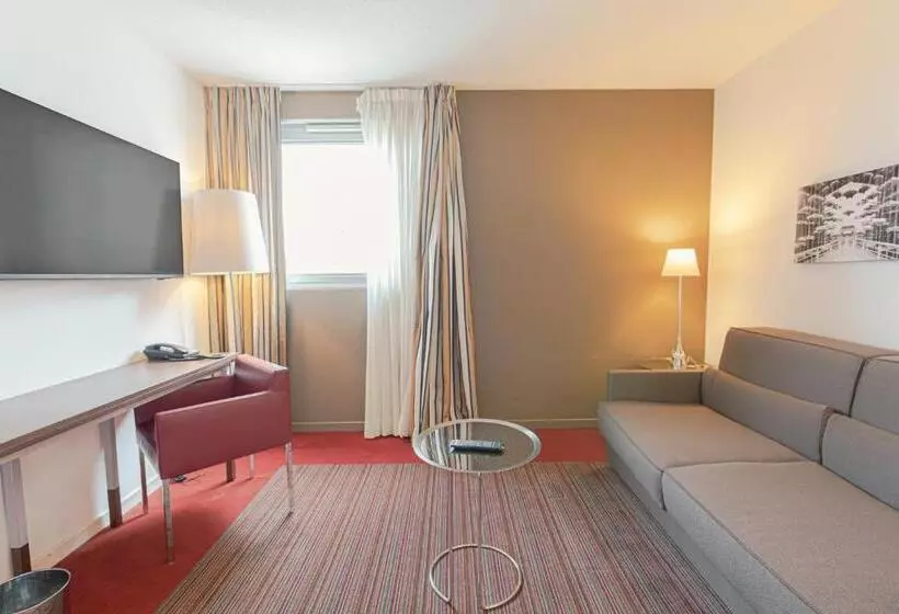 Perhesviitti, Holiday Inn Mulhouse, An Ihg