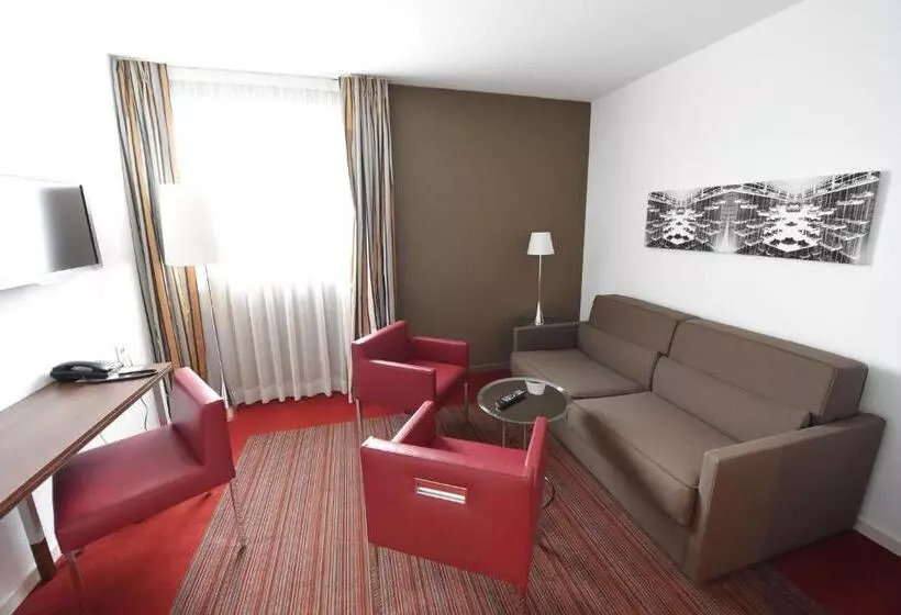 Perhesviitti, Holiday Inn Mulhouse, An Ihg