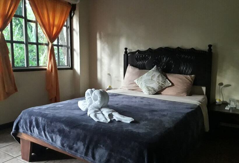 スタンダードルーム, La Colina