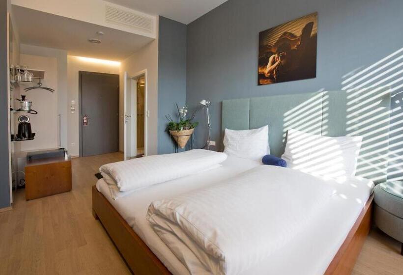 バルコニー付きスーペリアルーム, Lava Inn   24 H Check In   Nähe Lkh, Landeskrankenhaus, Feldbach