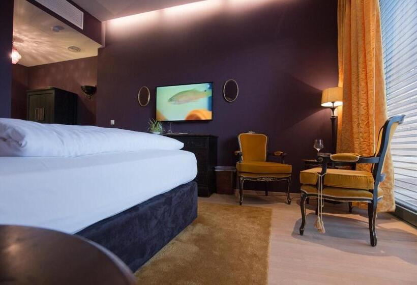 Comfort room with balcony, Lava Inn   24 H Check In   Nähe Lkh, Landeskrankenhaus, Feldbach