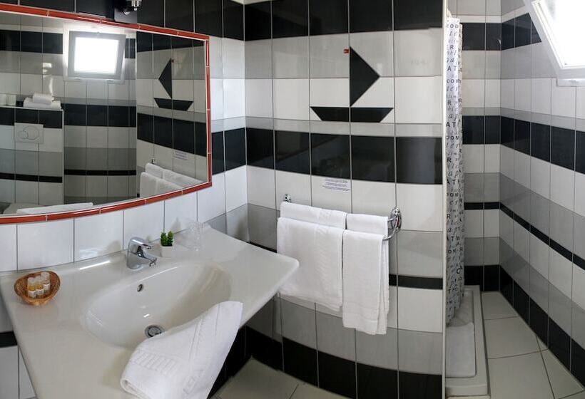 Номер Стандарт, Le Richelieu  Royan Atlantique