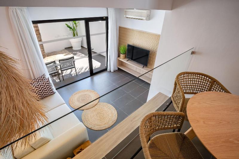 جناح جونيور, Migjorn Ibiza Suites & Spa