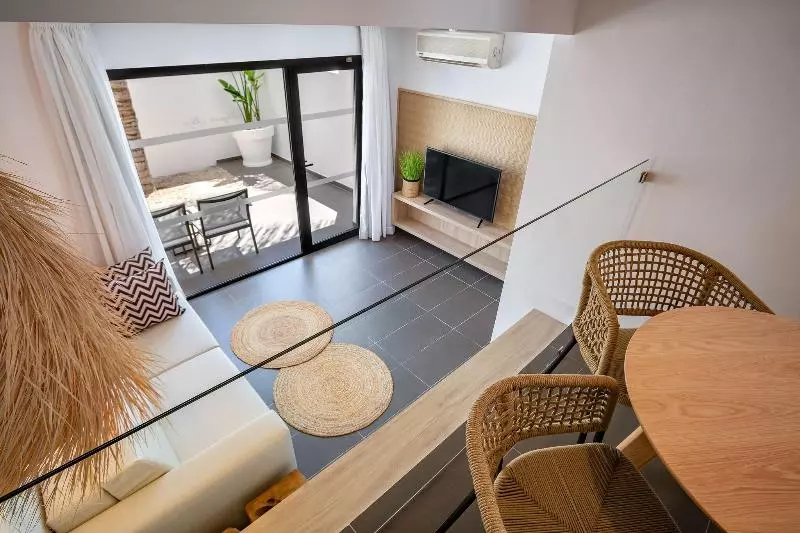سوییت جونیور, Migjorn Ibiza Suites & Spa
