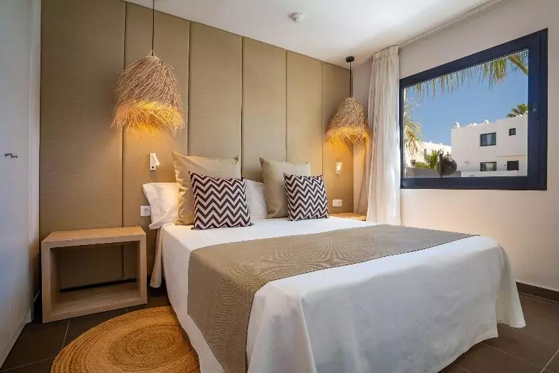سوییت جونیور, Migjorn Ibiza Suites & Spa