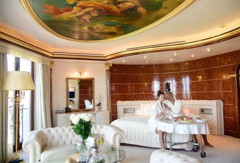 プレジデントスイートルーム, Mulino Luxury Boutique