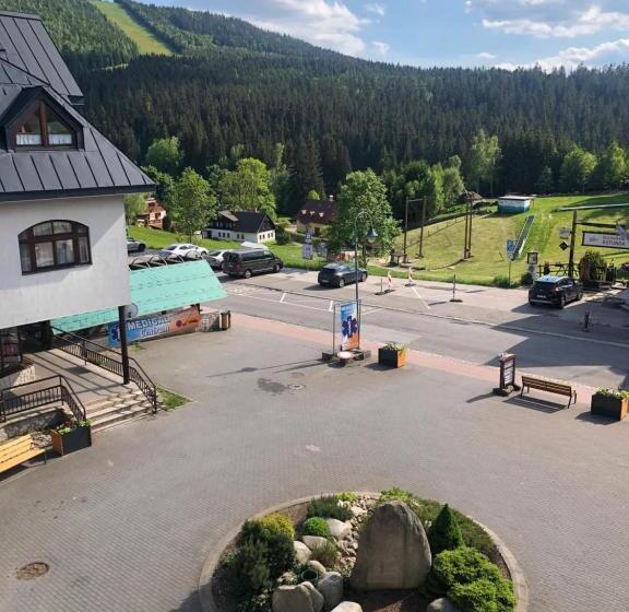 غرفة قياسية, Pension Mona