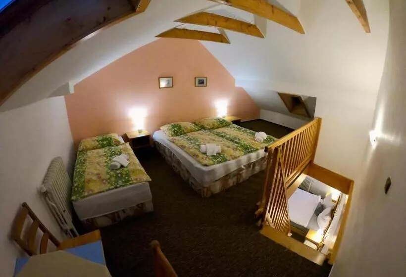スイート（家族用）, Pension Mona