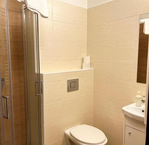 غرفة ديلوكس مزودة بشرفة, Pension Mona