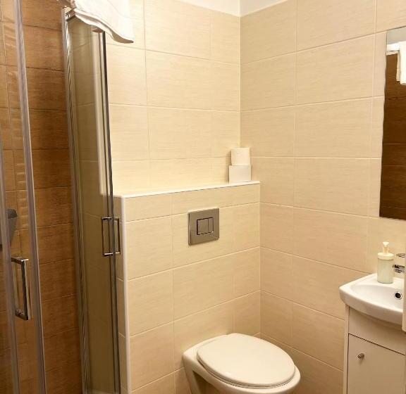 غرفة ديلوكس مزودة بشرفة, Pension Mona