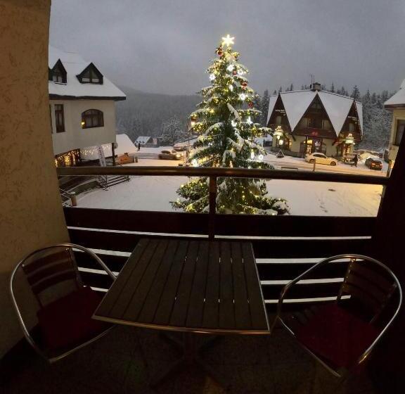 Номер Стандарт с Балконом, Pension Mona