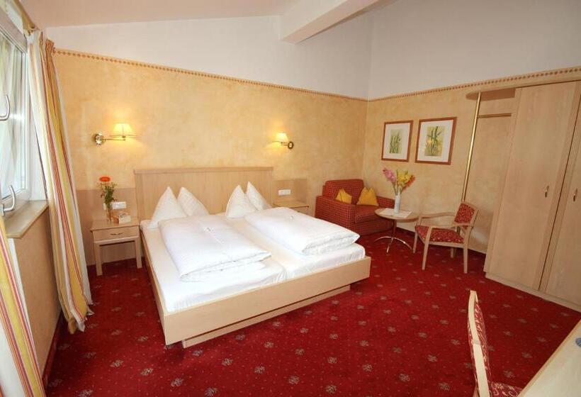 Номер Комфорт, Zirbenhotel Steiger