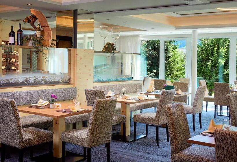 Апартаменты 2 Спальни, Zirbenhotel Steiger