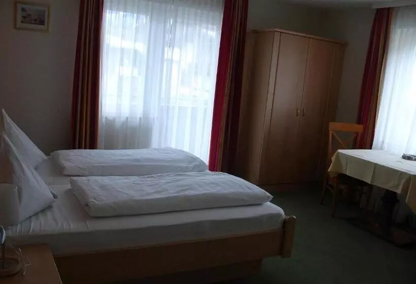 3ベッドルームのデラックスアパートメント, Zirbenhotel Steiger