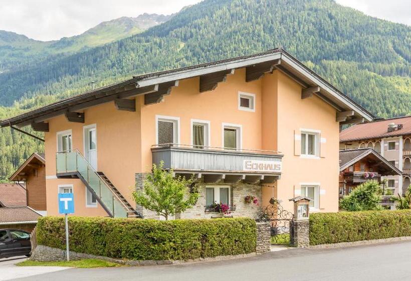Апартаменты Deluxe 3 Спальни, Zirbenhotel Steiger