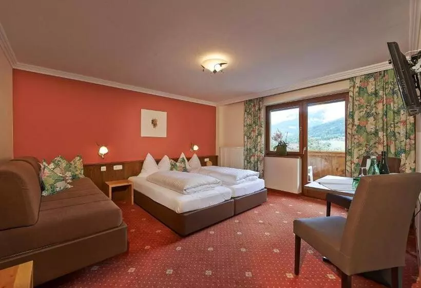 マウンテンビュースタンダードルーム, Zirbenhotel Steiger