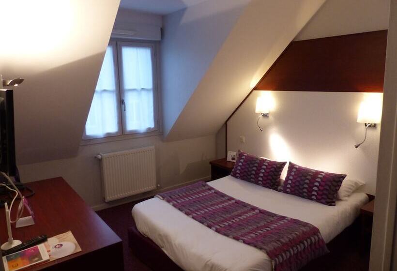 三人经典房间, The Originals Boutique, Hôtel Le Lion D'or, Fougères Ouest