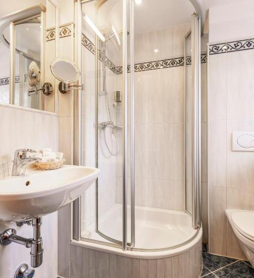 스탠다드 룸, Weisser Hirsch