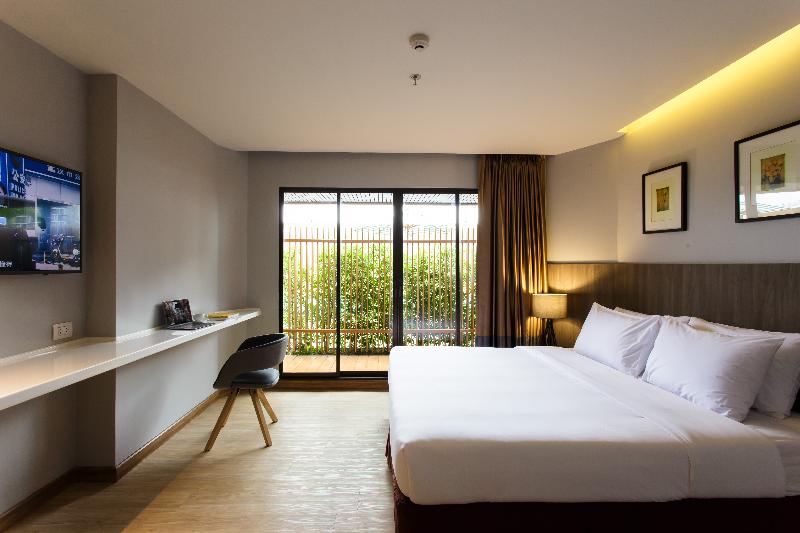 سوییت جونیور, Jazzotel Bangkok  Sha Extra Plus