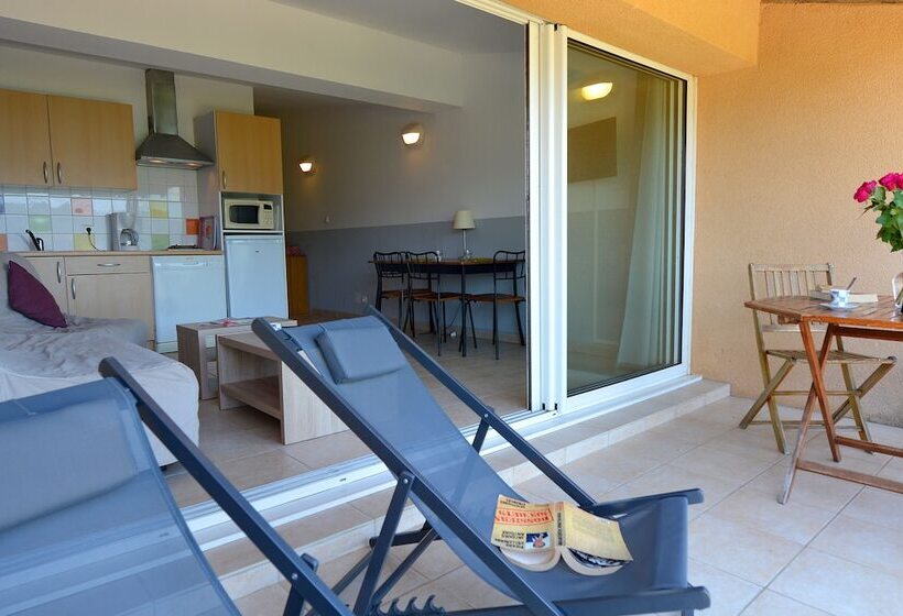 带1个卧室的带海景的公寓, Residence Alba Rossa