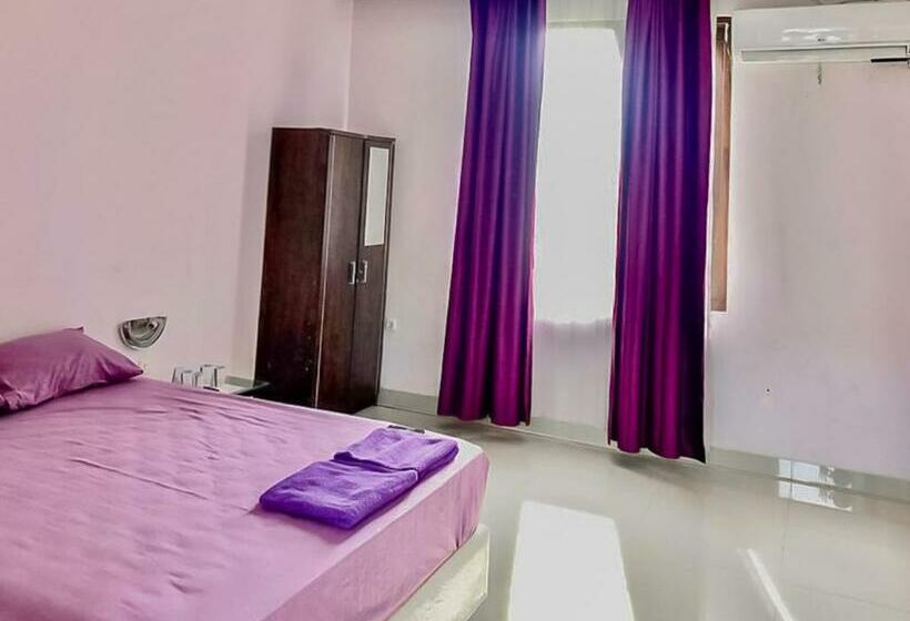 Номер Стандарт, Tiara Guest House Samarinda Redpartner