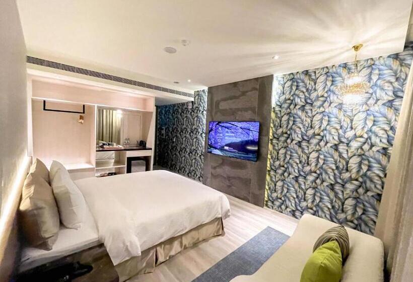 اتاق سوپریور با تخت دو نفره بزرگ, Fifth Avenue Motel