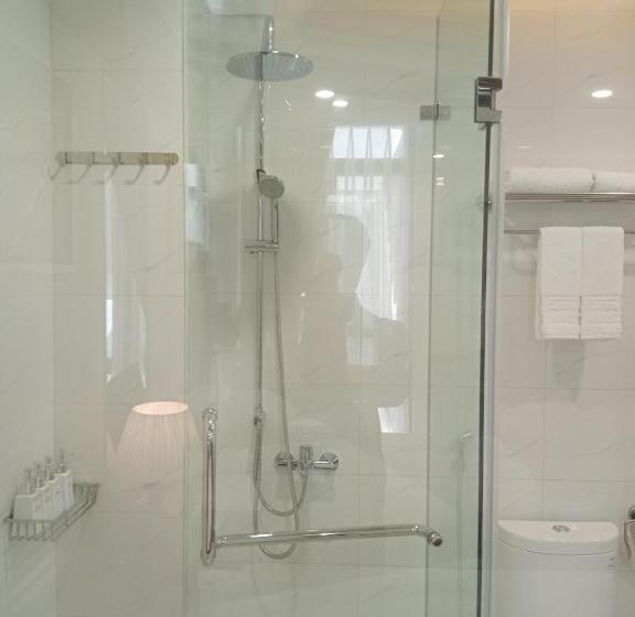 اتاق خانوادگی, Catba View