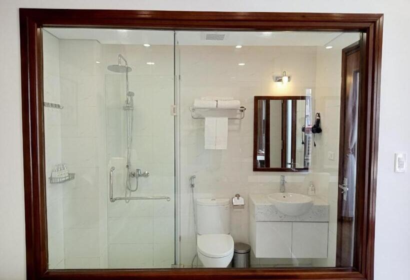 اتاق لوکس با بالکن, Catba View