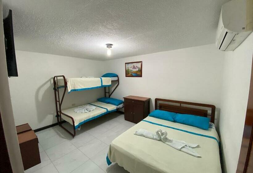 اتاق خانوادگی, Maratea Melgar