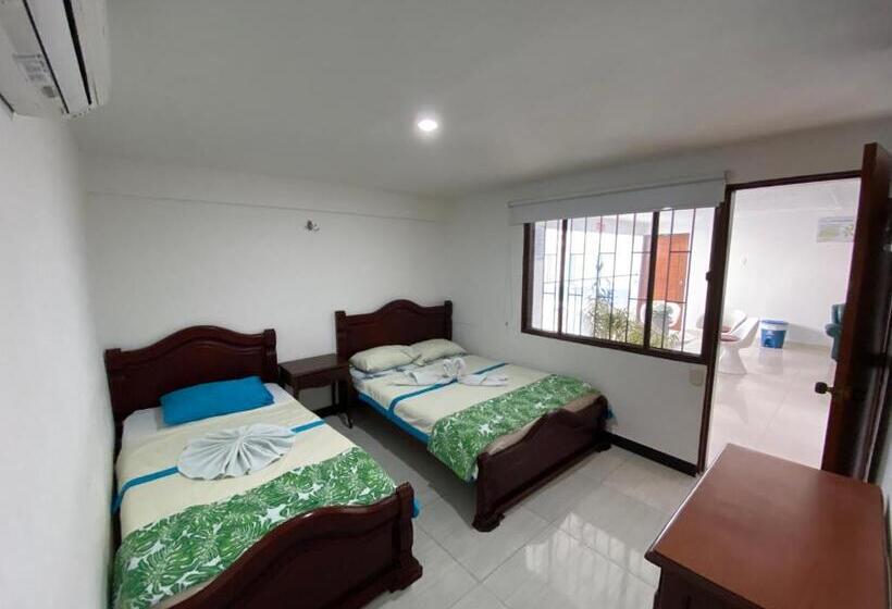 اتاق استاندارد سه نفره, Maratea Melgar