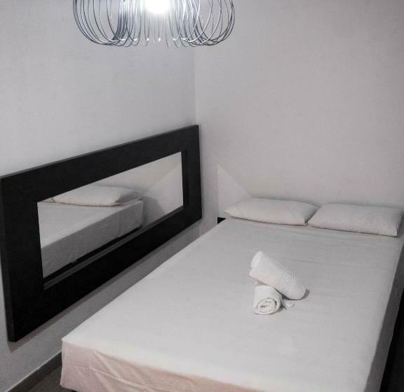 اتاق استاندارد, Hostal Andrea