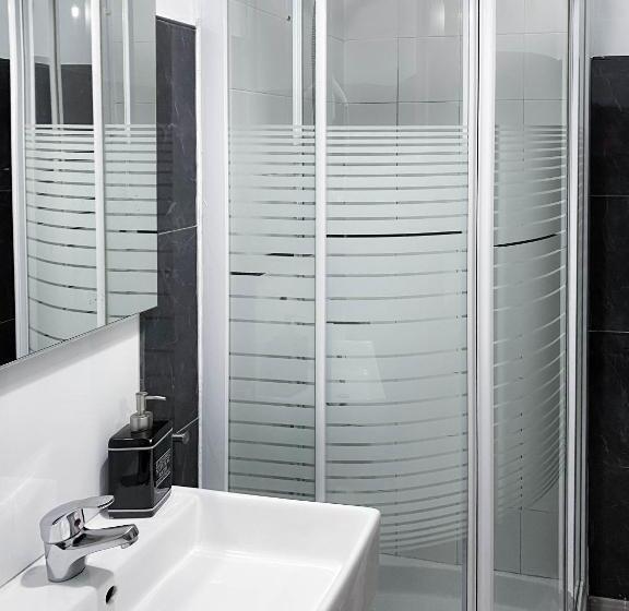 اتاق استاندارد سه نفره, Hostal Andrea