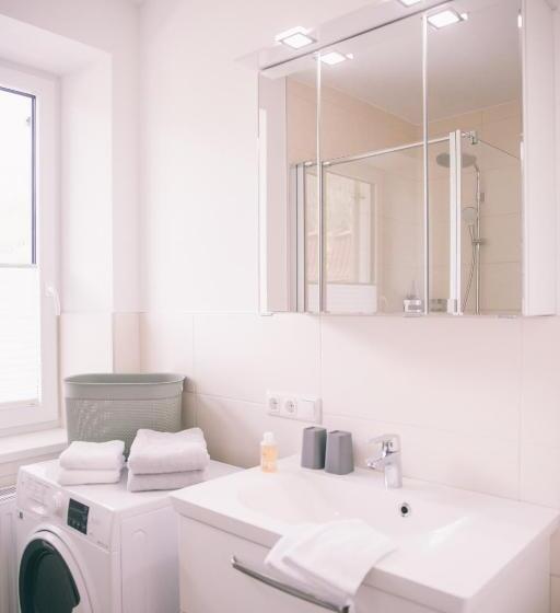 Апартаменты 1 Спальня, Nefer, Haus