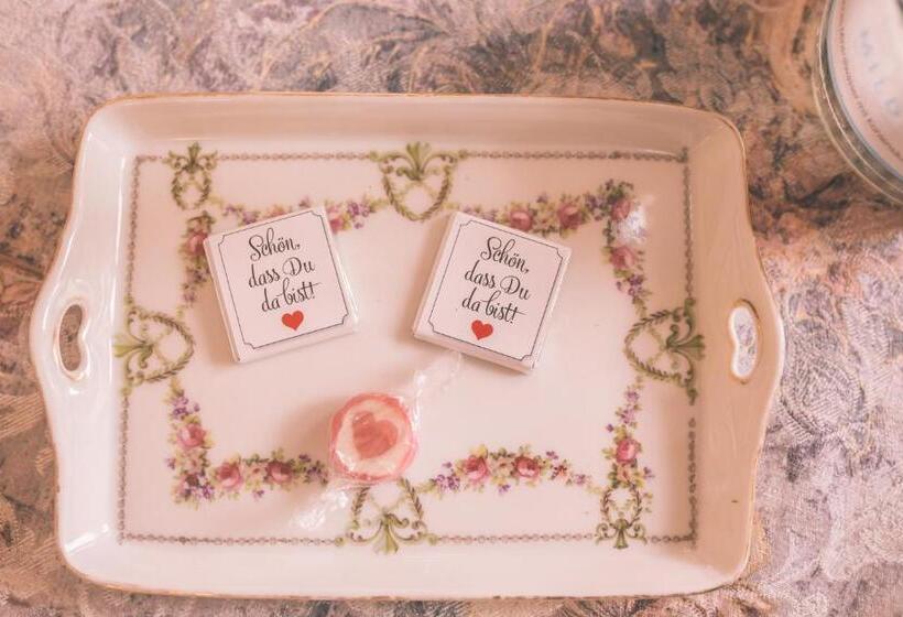 Апартаменты 1 Спальня, Nefer, Haus