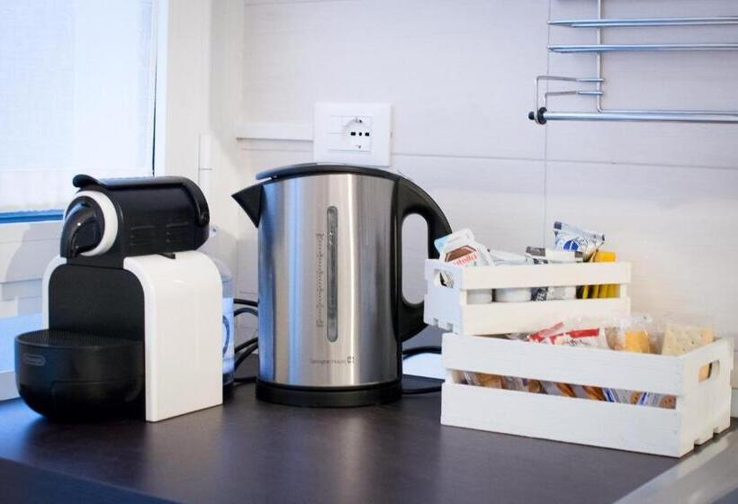 آپارتمان 1 خوابه, 4 Star Bologna Train Station Self Check In