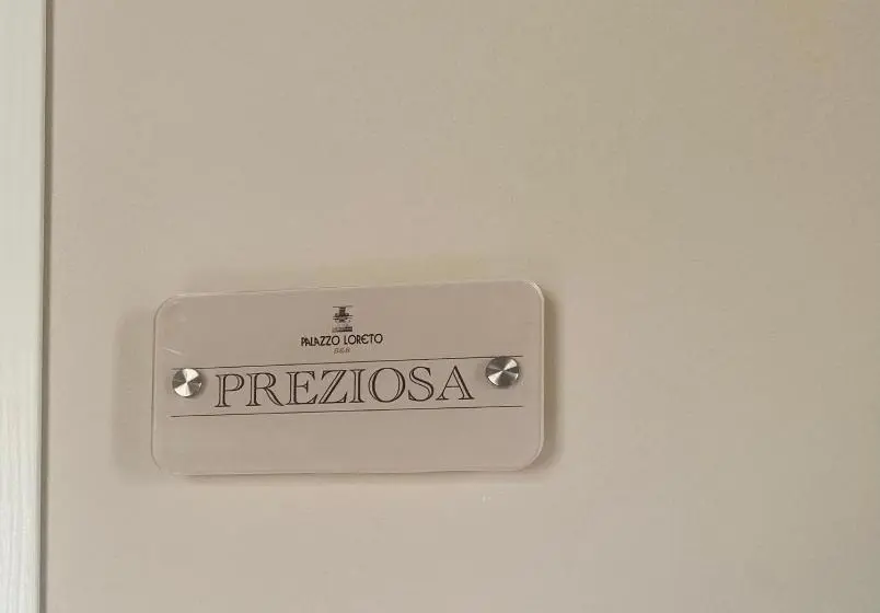 プレミアム４ベッドルーム, B&b Palazzo Loreto