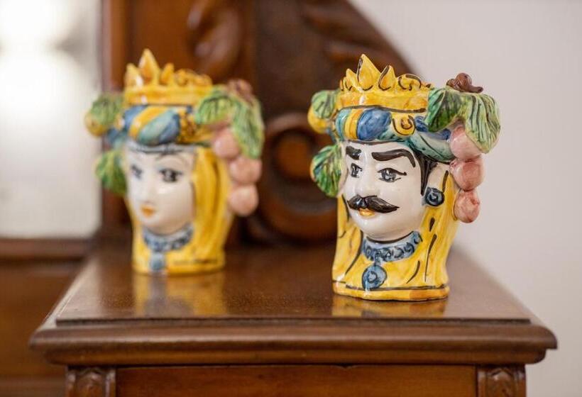 ４ベッドルームクラシックタイプ, B&b Palazzo Loreto