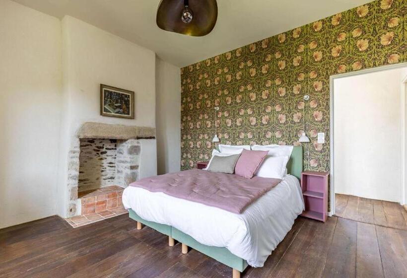 Номер Стандарт, Manoir Du Guern