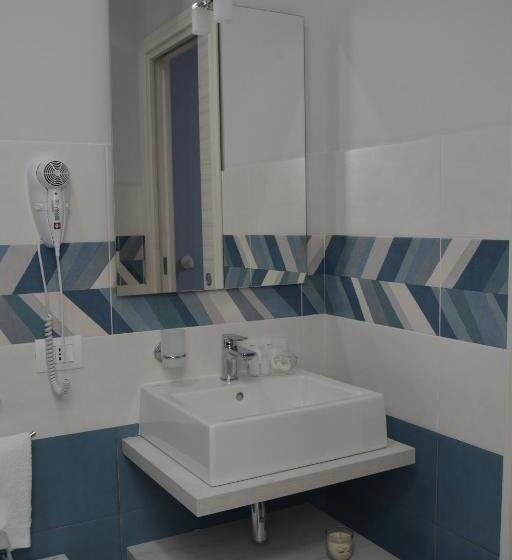 Номер Стандарт, Bilateral B&b