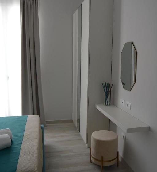 Номер Стандарт с Гидромассажем, Bilateral B&b