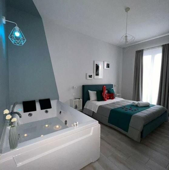 Номер Стандарт с Гидромассажем, Bilateral B&b