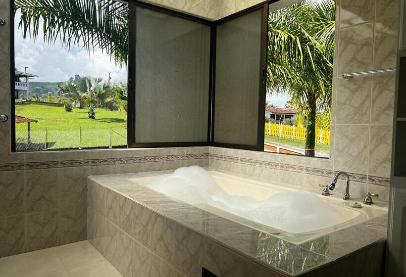 발코니가 있는 스위트, Casaconfort