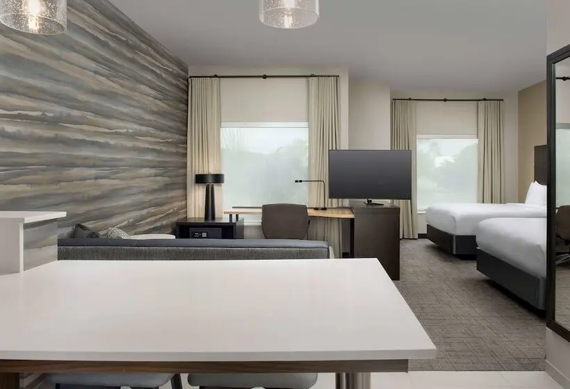 استودیو استاندارد با چشم‌انداز باغ, Residence Inn Doral Mall Area
