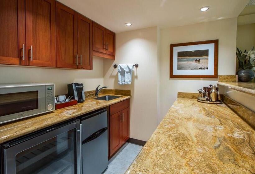 スイート, The Equus