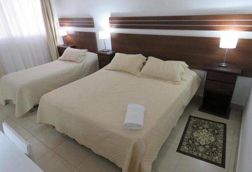 اتاق استاندارد سه نفره, Gran Hotel Curuzu Cuatia