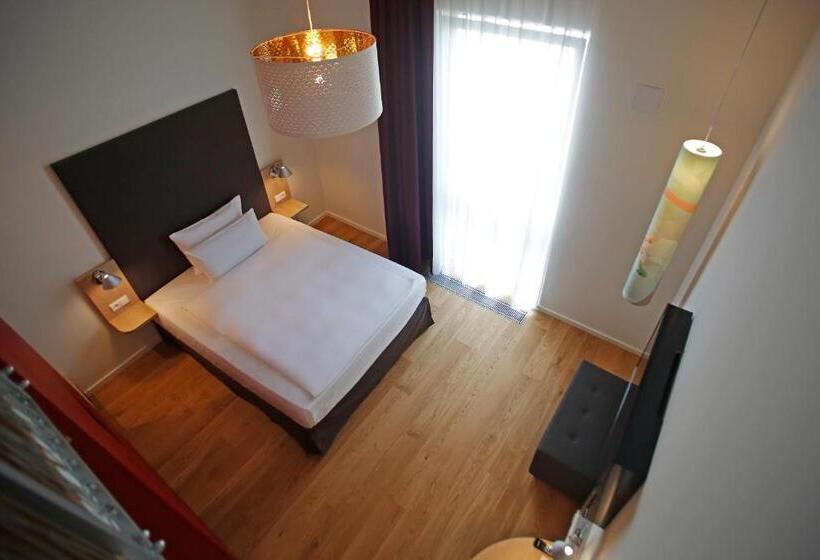 Семейный Номер, Grimm´s Berlin Potsdam