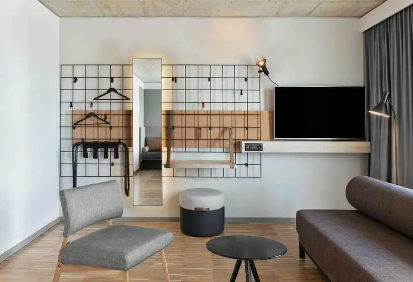 ファミリールーム, Moxy Rapperswil