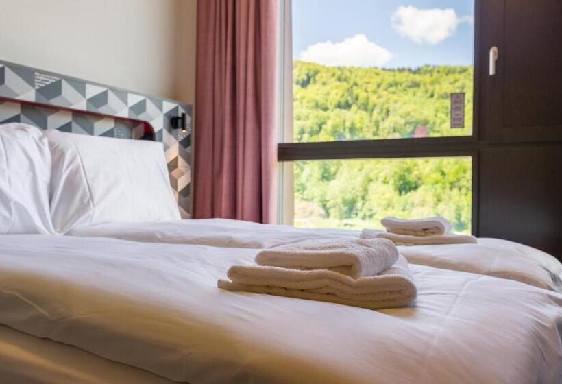 Camera Tripla Standard, Meininger Hotel Zürich Greencity